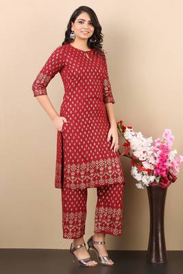 V TRADITION Women Ethnic Motifs Printed Straight Kurta with Trousers 3