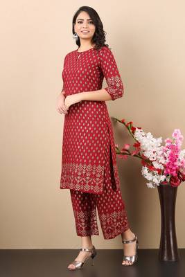 V TRADITION Women Ethnic Motifs Printed Straight Kurta with Trousers 4
