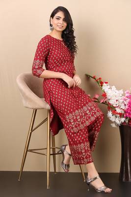 V TRADITION Women Ethnic Motifs Printed Straight Kurta with Trousers 6