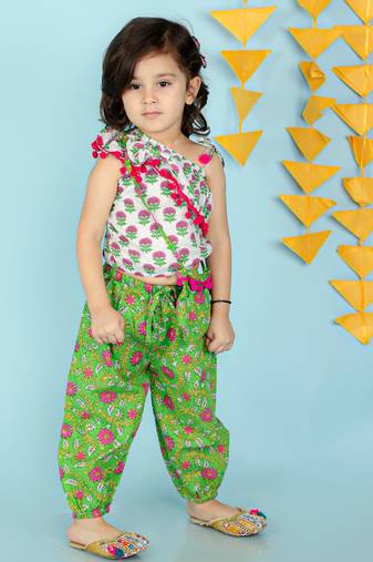 KID1 Sassy Frill top with harem pants and bag