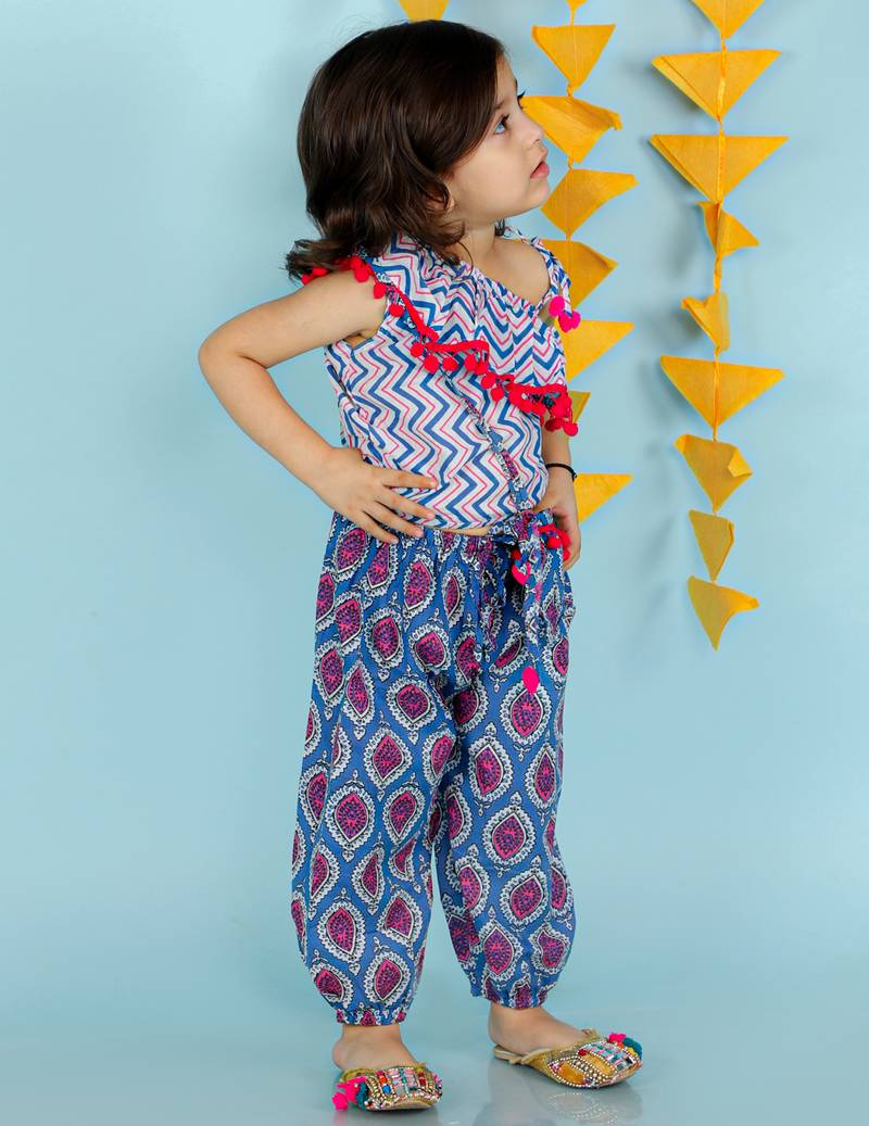 KID1 Sassy Frill top with harem pants and bag