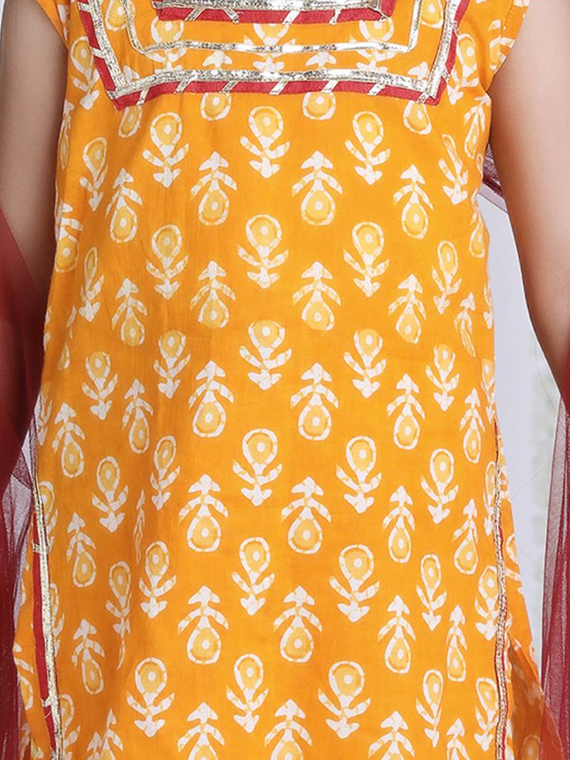 KID1 Kanak Sharara Set With Dupatta