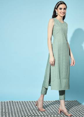 Green Embroidered Silk Blend  Kurta pant  with Dupatta Set 4