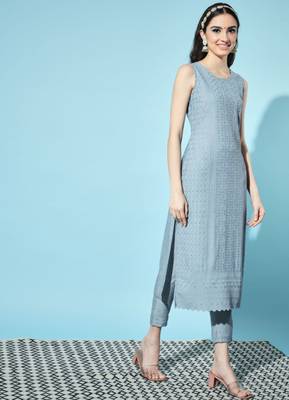 Blue Embroidered Silk Blend  Kurta pant  with Dupatta Set 4