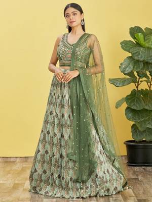 GREEN MIRROR THREAD ZARI SEQUINCE EMBROIDERED ORGANZA BRIDAL WEDDING & PARTY WEAR FESTIVAL SEMI STITCHED LEHENGA 1