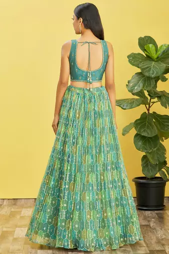 GREEN MIRROR THREAD ZARI SEQUINCE EMBROIDERED ORGANZA BRIDAL WEDDING & PARTY WEAR FESTIVAL SEMI STITCHED LEHENGA