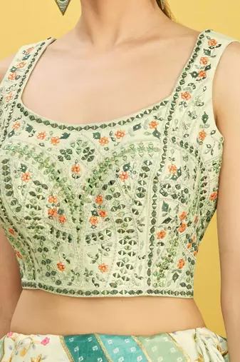 GREEN MIRROR THREAD ZARI SEQUINCE EMBROIDERED ORGANZA BRIDAL WEDDING & PARTY WEAR FESTIVAL SEMI STITCHED LEHENGA