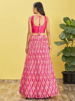 PINK MIRROR THREAD ZARI SEQUINCE EMBROIDERED ORGANZA BRIDAL WEDDING & PARTY WEAR FESTIVAL SEMI STITCHED LEHENGA 3