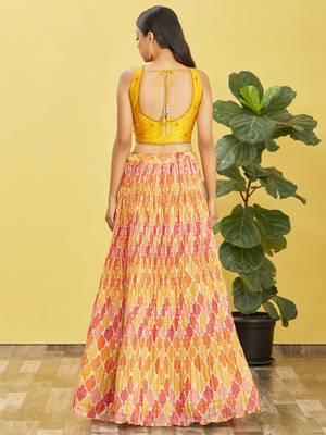 YELLOW MIRROR THREAD ZARI SEQUINCE EMBROIDERED ORGANZA BRIDAL WEDDING & PARTY WEAR FESTIVAL SEMI STITCHED LEHENGA 3