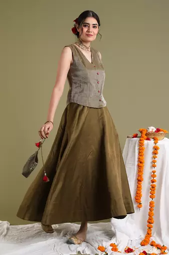 Tabacco brown flared skirt