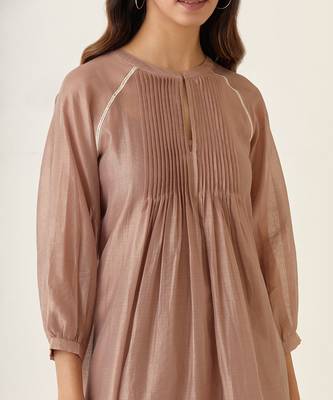 Taupe chanderi raglan sleeve kurta set 4