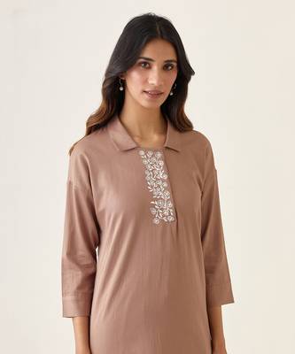 Taupe cotton embroidered kurta set 4