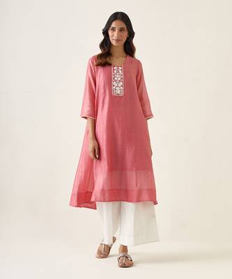 Rose pink embroidered a line chanderi kurta set 1