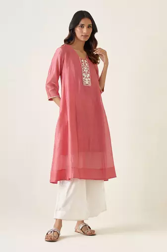Rose pink embroidered a line chanderi kurta set