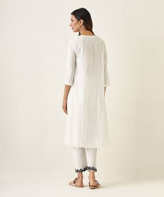 White cotton embroidered a line paneled kurta set 2
