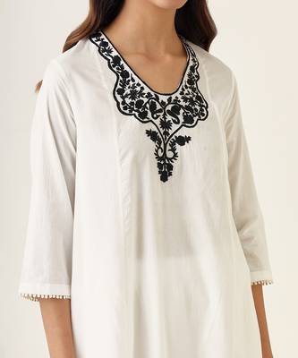 White cotton embroidered a line paneled kurta set 5