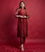 Maroon raglan sleeves kurta set