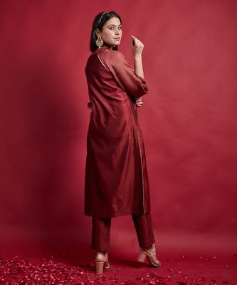 Maroon raglan sleeves kurta set 5
