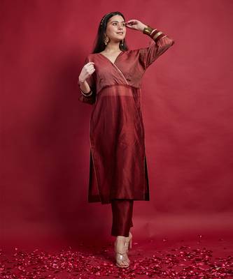 Maroon high slit kurta set 2