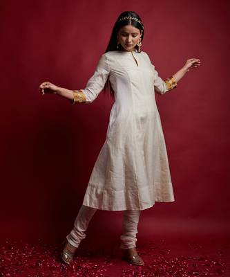Ivory & gold stripes princess line anarkali set 3