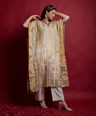 Gold zari stripe kaftan set 3