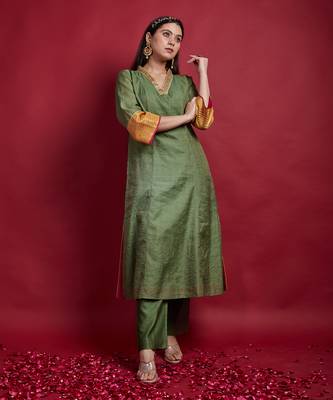 Olive green chanderi embroidered kurta set 1