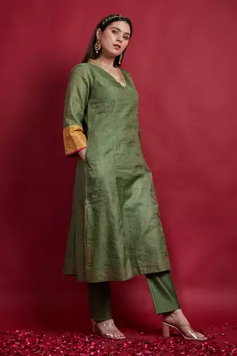 Olive green chanderi embroidered zari striped kurta set