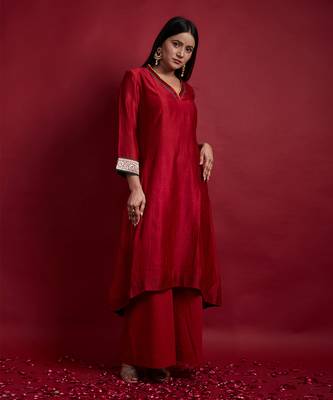 Red chanderi handloom a line high low kurta set 4