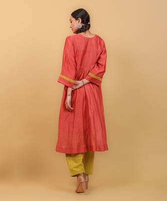Valentine red flared kurta set 3