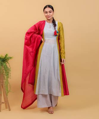Grey chanderi handloom anarkali set with dupatta 1