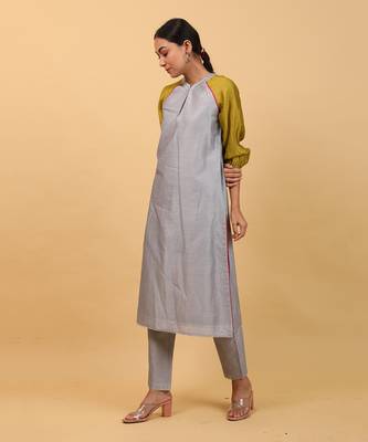 Grey raglan sleeve kurta set 2