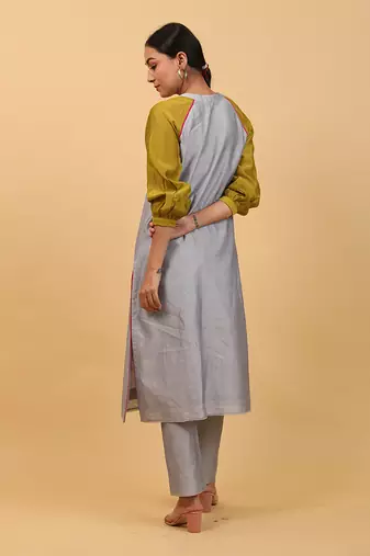 Grey raglan sleeve kurta set