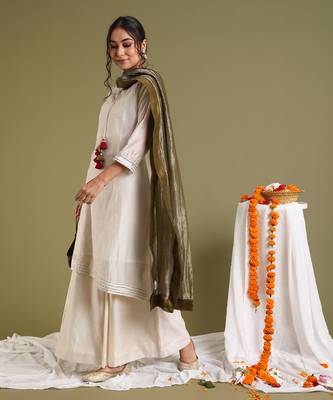 Off white chanderi handloom asymetrical kurta set 3