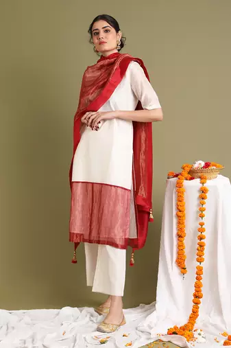 Off white & red chanderi handloom kurta set