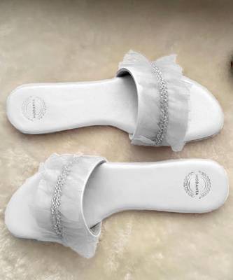White ruffle flats 2