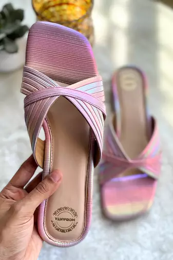 Rainbow criss cross flats
