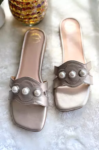 Gold pearl flats