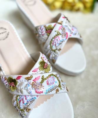 White embroidered wedges 4