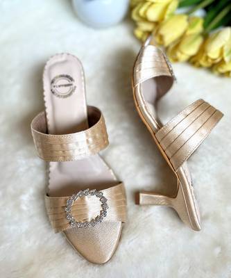 Gold satin heels 3
