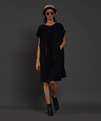 Black pocket dress 1