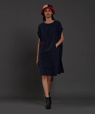 Navy blue pocket dress 2