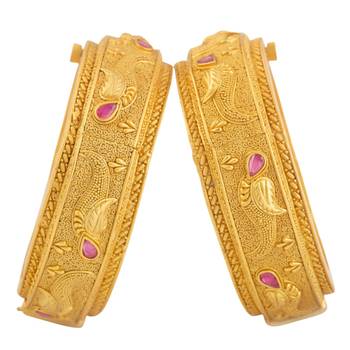 Traditional Elegant Rajwadi Plating Feather Design Brass Bangles Set For Women And Girls (Set of 2) 2