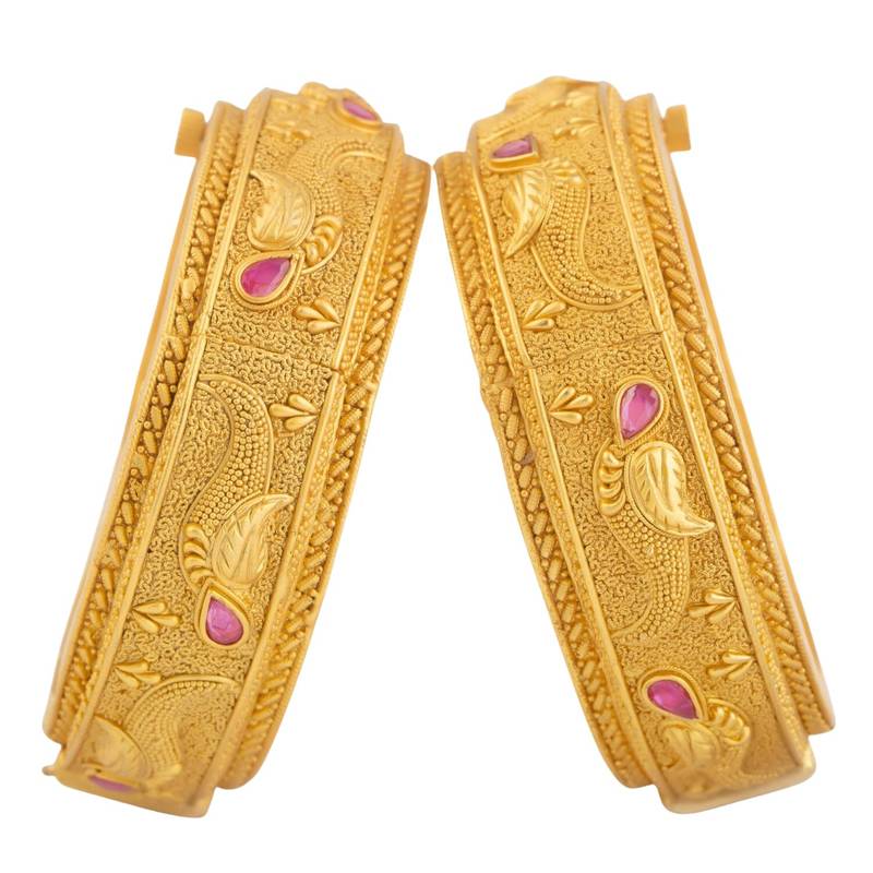 Traditional Elegant Rajwadi Plating Feather Design Brass Bangles Set For Women And Girls (Set of 2)