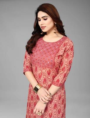 Gajari Color Cotton Prty Wear Kurta Set  4