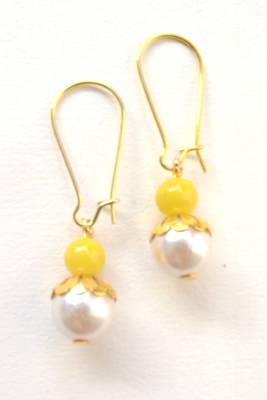 Pearly Pearl Earrings 1