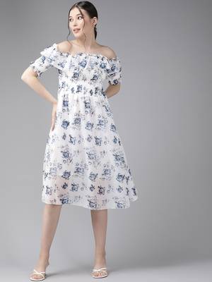 Aarika womens white-blue colour georgette floral print middi 3