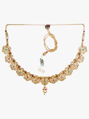 Gold-plated  off-white antique jewellery set 4