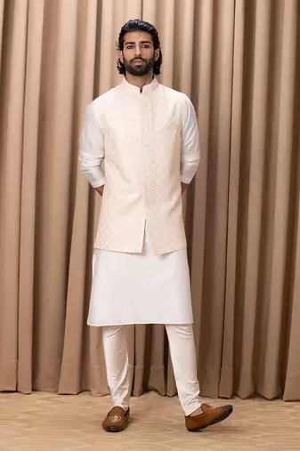 Soft peach ranjha bandi set