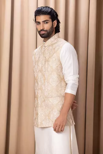 Beige aaryan bandi
