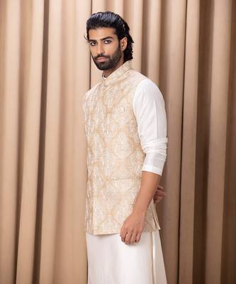 Beige aaryan bandi set 3
